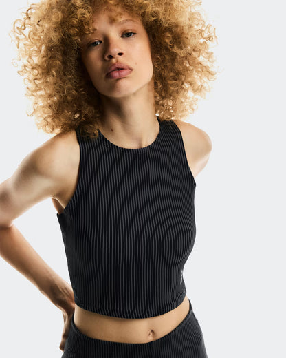 Ribbed Crop Pose Black
